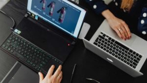 When Do Businesses Need Enterprise Applications?